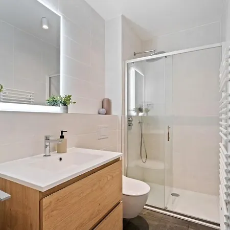 Apartment Bright & Cozy In Gasperich