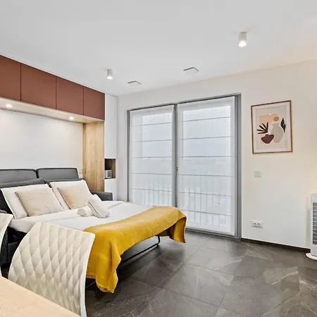 Modern In Gasperich Near Cloche D'or *