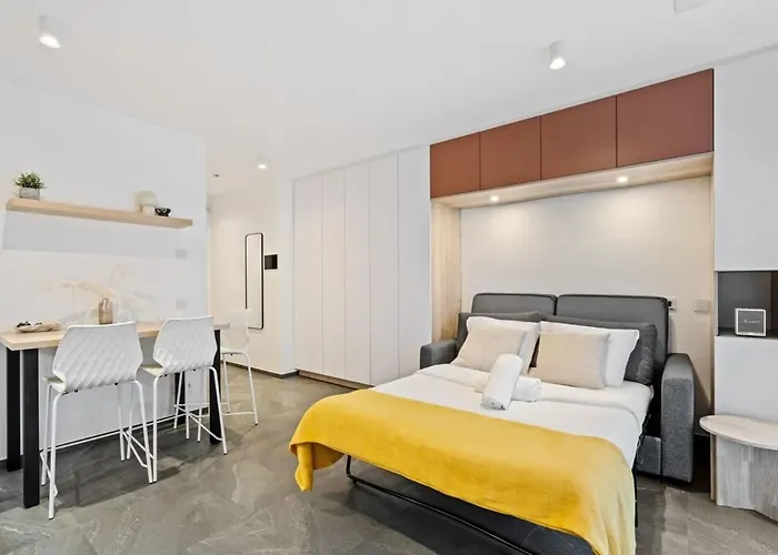 Modern In Gasperich Near Cloche D'or